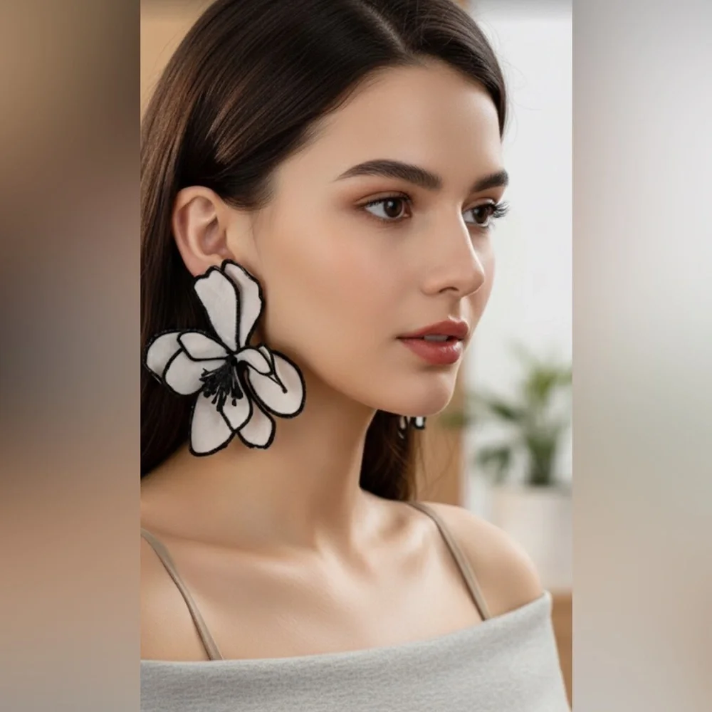 ✨NEW Elegant Black and White Floral Statement Boho Earrings